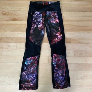 Lululemon Flowers pants in size 6